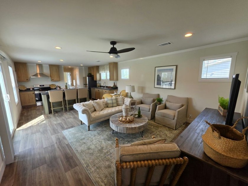 Model Home Closeout - Act Fast! Limited Inventory. Unbeatable - photo 10