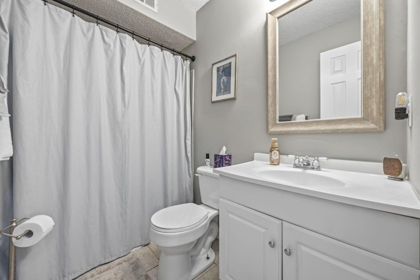 Welcome to 416 Cambridge Circle, Unit H5, a beautifully - photo 15