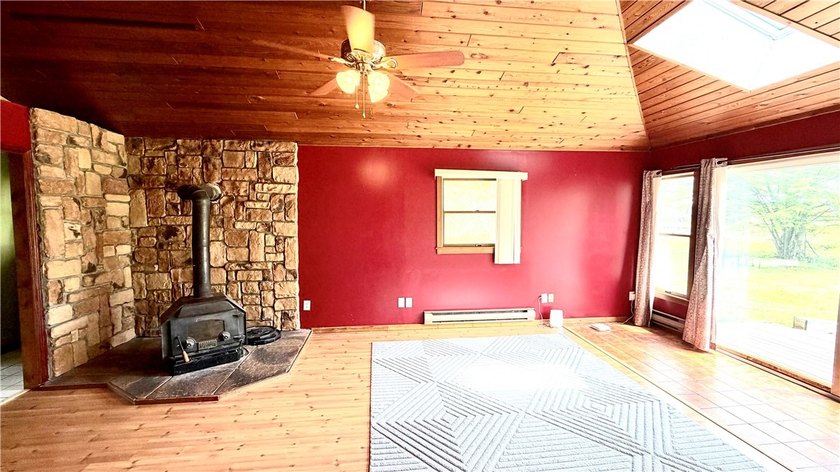 This 5 Bedrooms and 2.5 Bath home w/ in-law setup is located on - photo 3