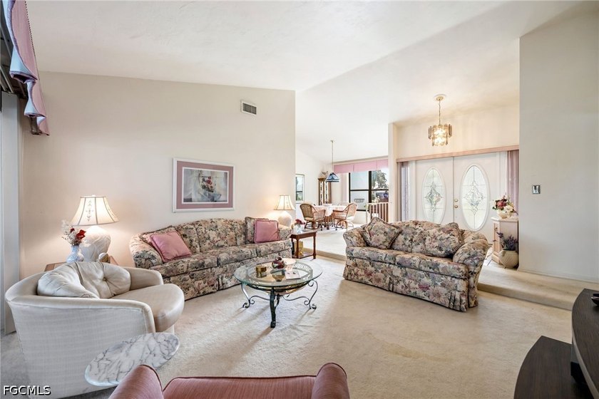 Welcome to Eagle Ridge - one of South Fort Myers' most - photo 11