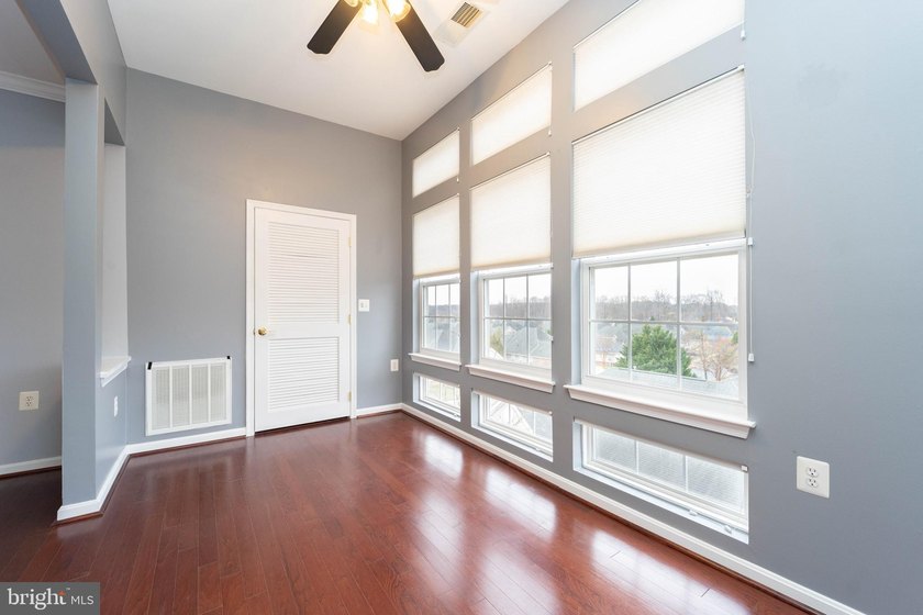 ASSUMABLE CONVENTIONAL LOAN at 3.375%! Welcome to 13216 Fox Bow - photo 14
