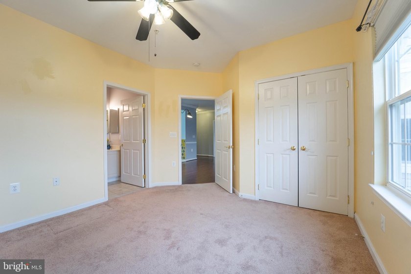 ASSUMABLE CONVENTIONAL LOAN at 3.375%! Welcome to 13216 Fox Bow - photo 25