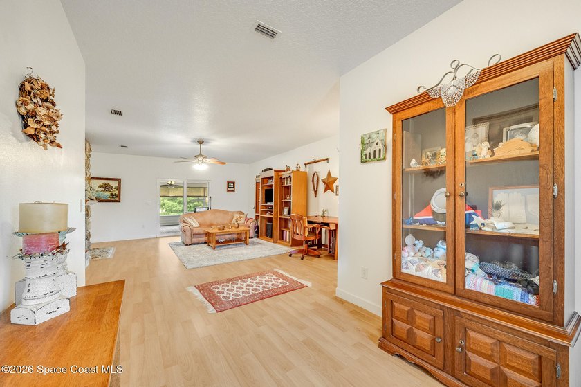 30 ACRES OF COUNTRY PARADISE! Discover the perfect blend of - photo 7