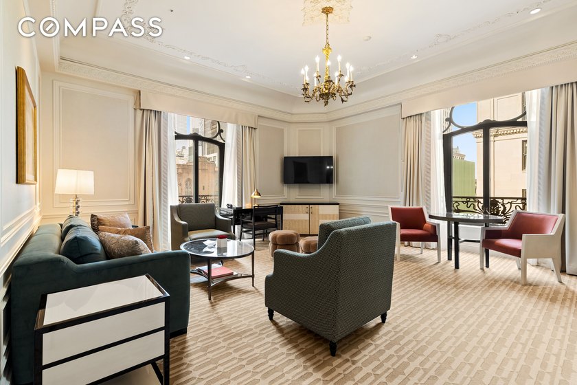 Enjoy up to 49 luxurious days at the iconic The St. Regis New - photo 2