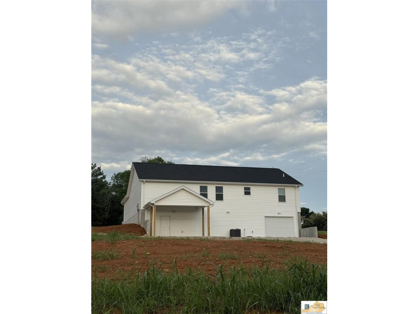 NEW CONSTRUCTION home with 3-car garages &amp; offering 1625 +/- SF - photo 30