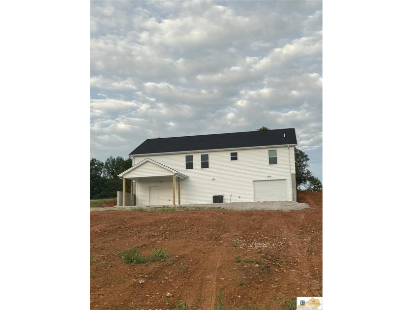 NEW CONSTRUCTION home with 3-car garages &amp; offering 1625 +/- SF - photo 32