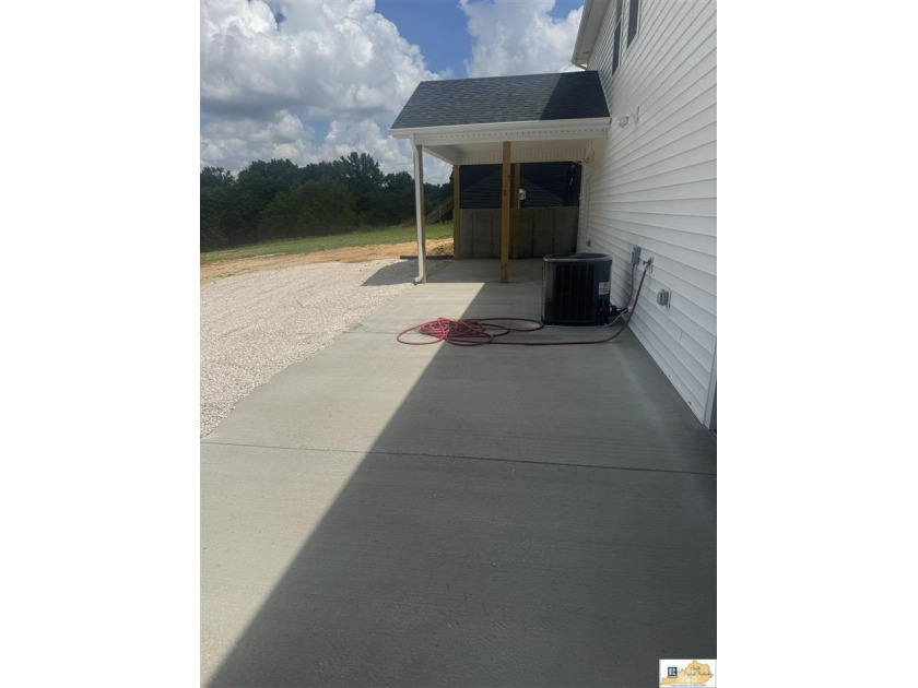 NEW CONSTRUCTION home with 3-car garages &amp; offering 1625 +/- SF - photo 38