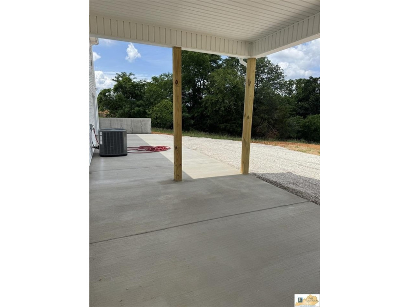NEW CONSTRUCTION home with 3-car garages &amp; offering 1625 +/- SF - photo 39