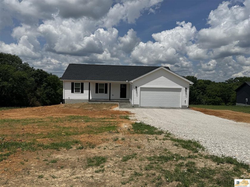 NEW CONSTRUCTION home with 3-car garages &amp; offering 1625 +/- SF - photo 42