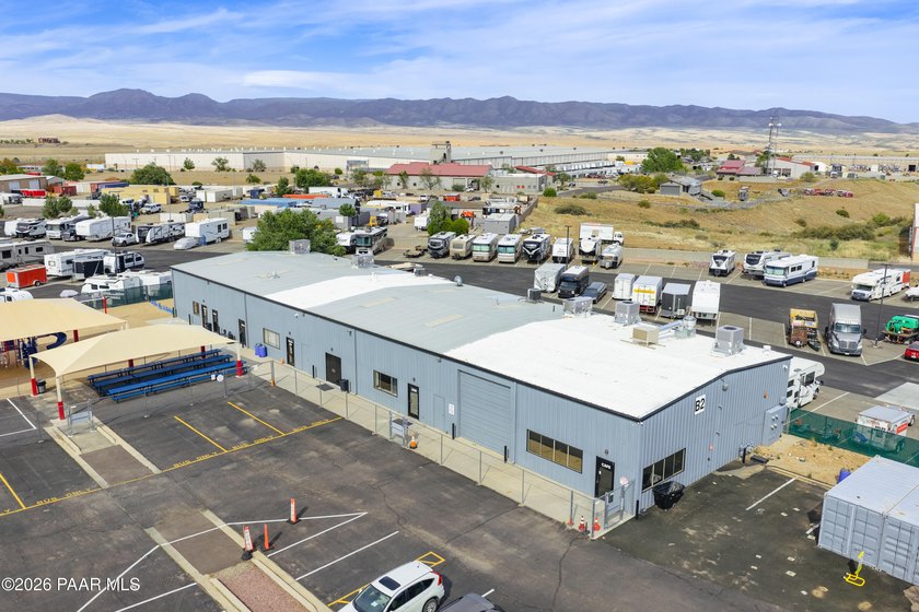 A fully improved, three-building industrial campus spanning 2.9 - photo 4