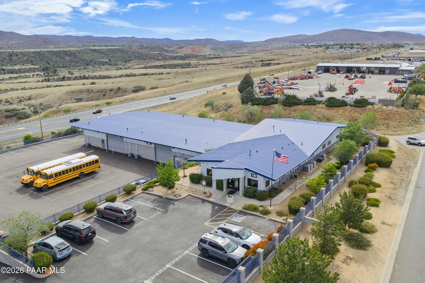 A fully improved, three-building industrial campus spanning 2.9 - photo 9