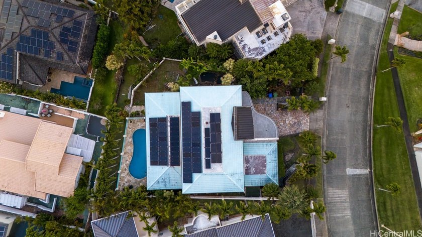 Within the prestigious gates of Hawaii Loa Ridge, this elegant - photo 20