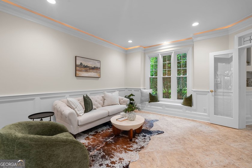 *** MUST SEE *** Lakefront Luxury on Lake Kedron - Completely - photo 26