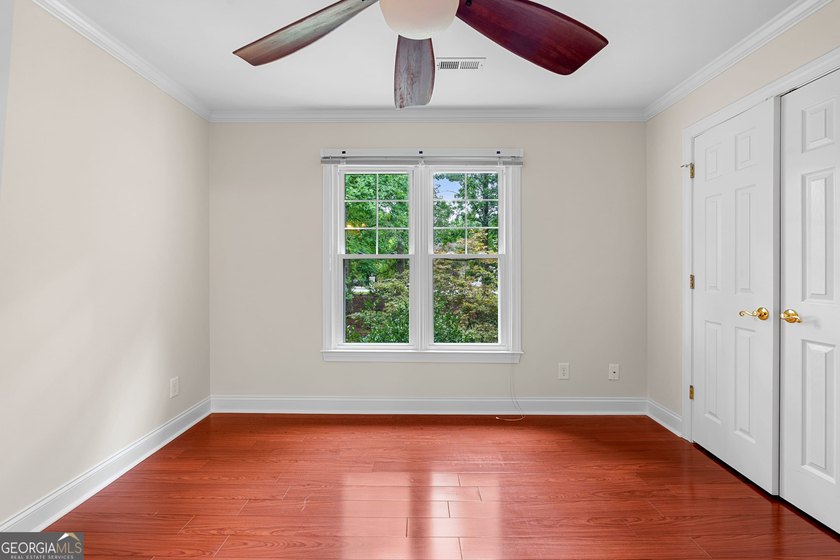*** MUST SEE *** Lakefront Luxury on Lake Kedron - Completely - photo 42