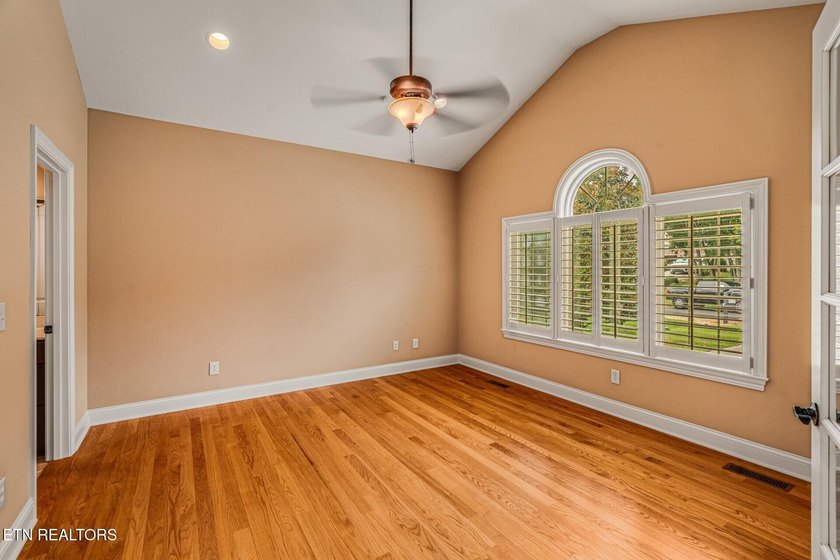 Welcome to Kahite, one of Tellico Village's most sought-after - photo 28