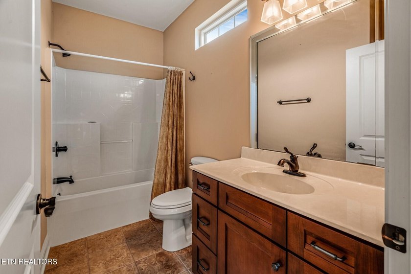 Welcome to Kahite, one of Tellico Village's most sought-after - photo 31