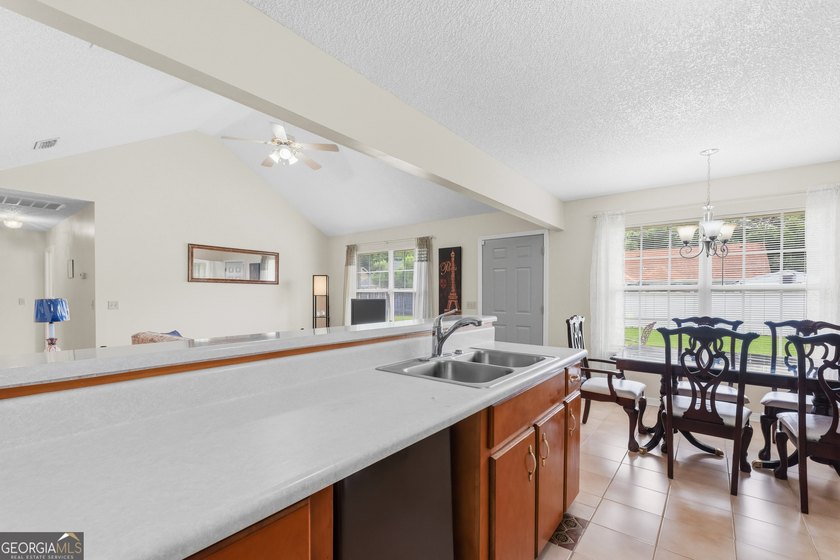 NEW PRICE - NOW $255,000! Motivated sellers are ready to make a - photo 17