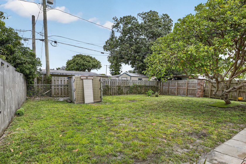 Back on market! Brand new roof completed! Move-in ready 2BR/1BA - photo 36