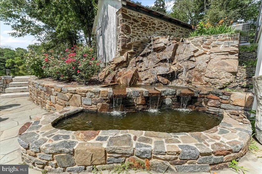 In the heart of historic Chadds Ford, a Pennsylvania stone - photo 13