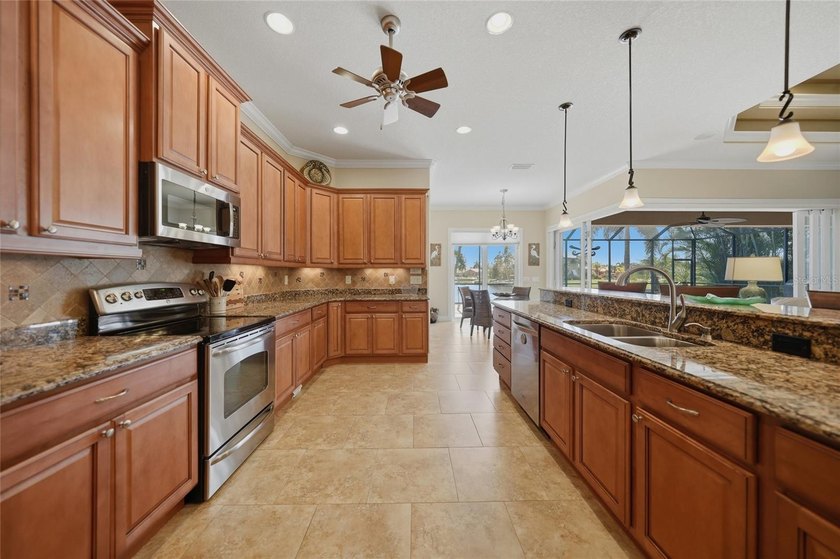 Experience the very best of Southwest Florida waterfront living - photo 21