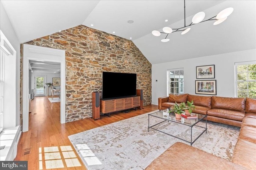 In the heart of historic Chadds Ford, a Pennsylvania stone - photo 32