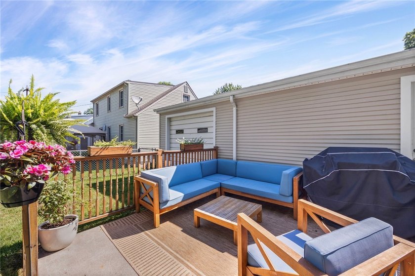 Welcome home to 227 Harvest Drive! This beautifully updated - photo 21