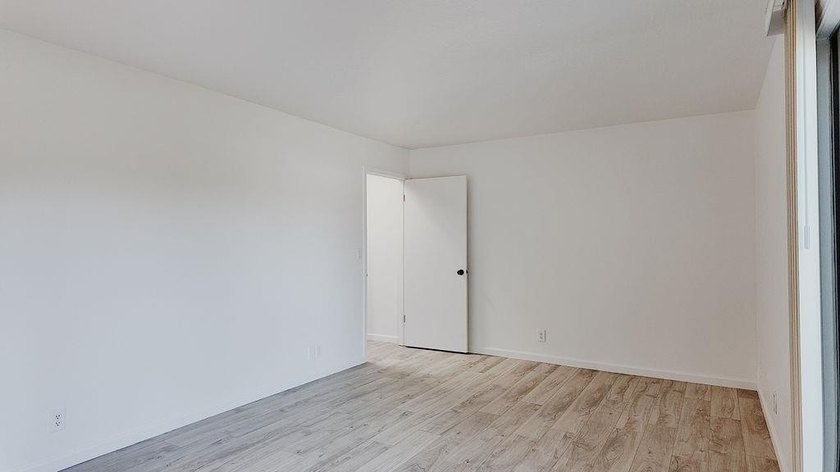 Welcome home! This is the reasonably price, recently remodeled - photo 26