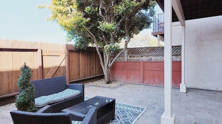 Welcome home! This is the reasonably price, recently remodeled - photo 31