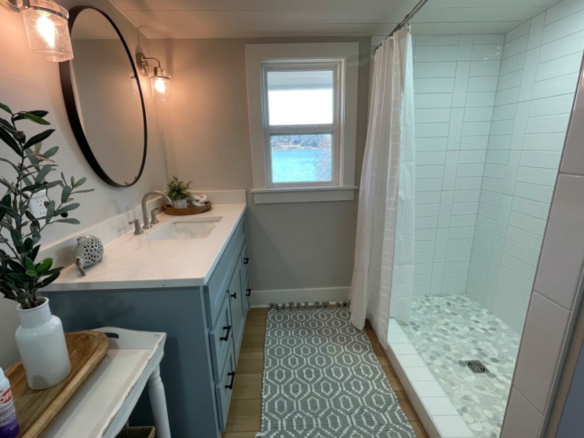 Bathroom - photo 17