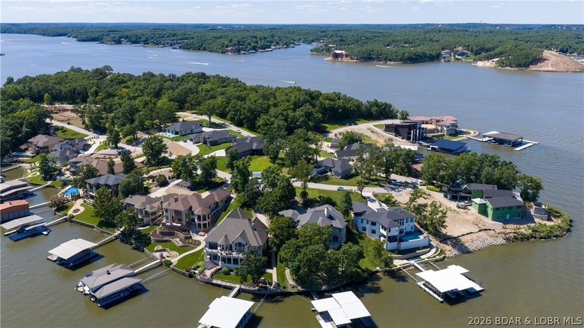Discover the perfect setting for your custom lakefront dream - photo 11