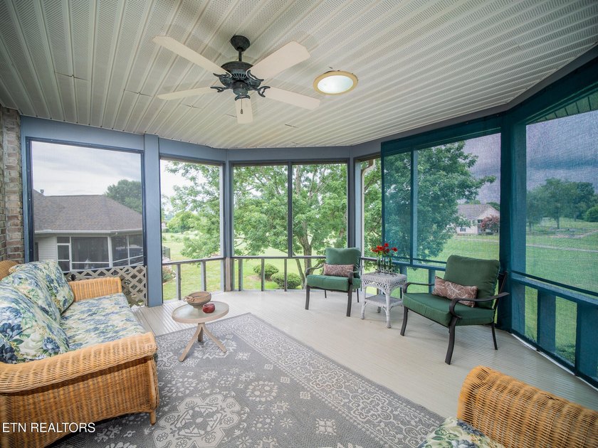 Experience Luxury Living at its finest in this exceptional Golf - photo 17