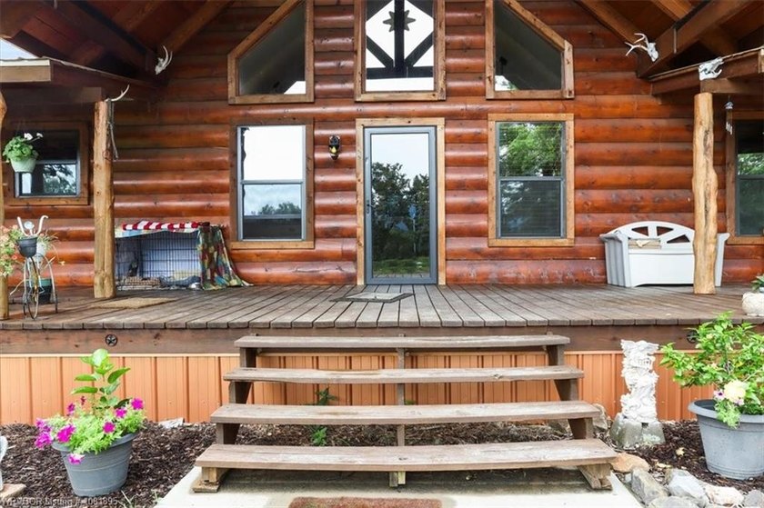 Nestled in the scenic Kiamichi River Valley, with direct access - photo 6