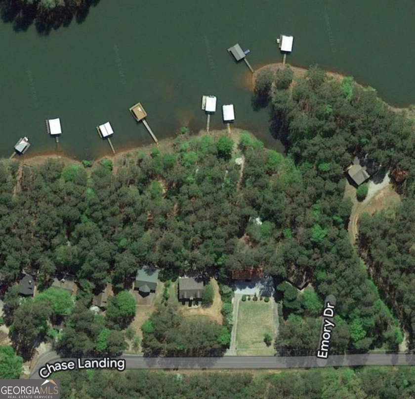 Charming updated waterfront home on Lake Hartwell in Martin, GA! - photo 25