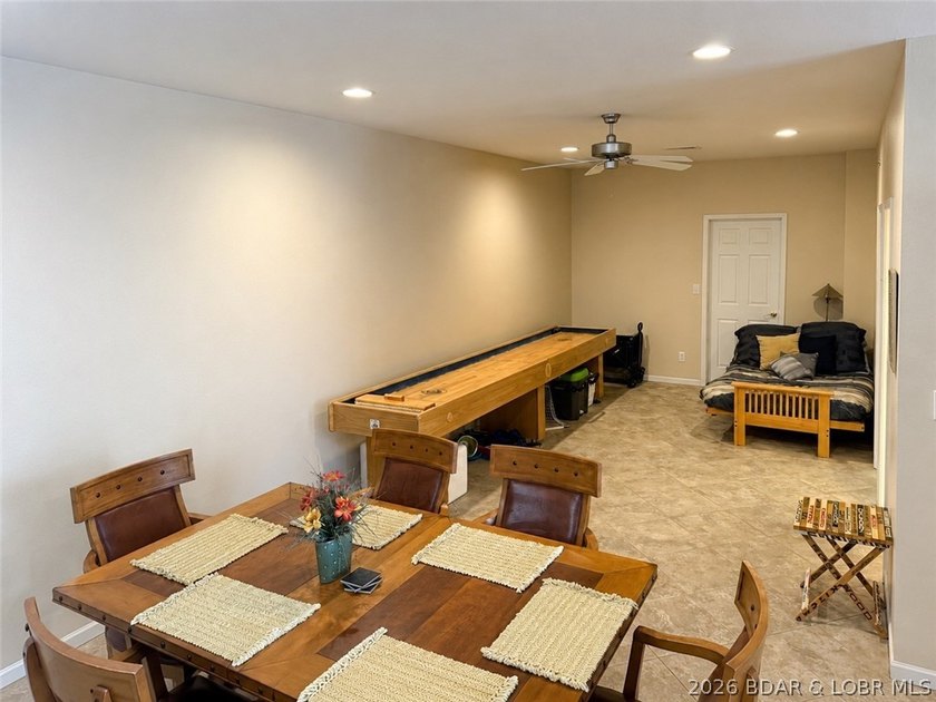 Luxury lakefront condo in the highly sought-after Lands End - photo 15