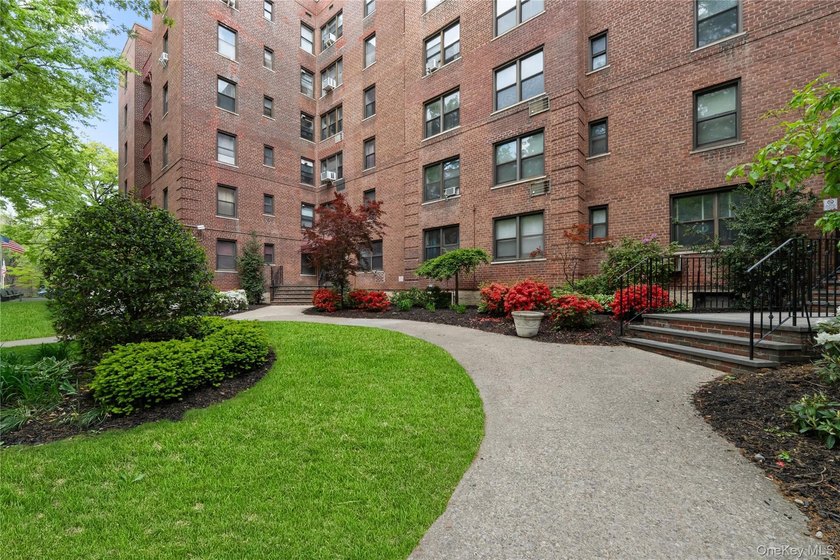 Welcome to this beautifully renovated 3-bedroom co-op nestled in - photo 29