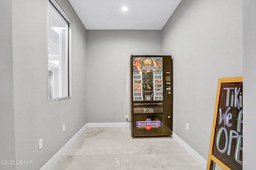 Beautiful handicap accessible ocean view unit at Oceanside Inn! - photo 32