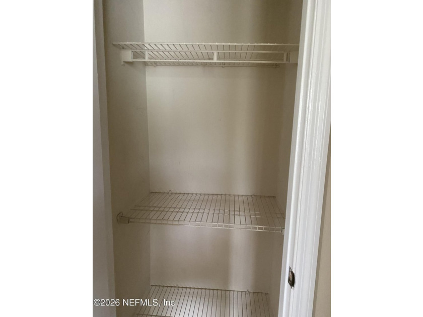 One bedroom, one bathroom condo on second floor. Laminate - photo 11