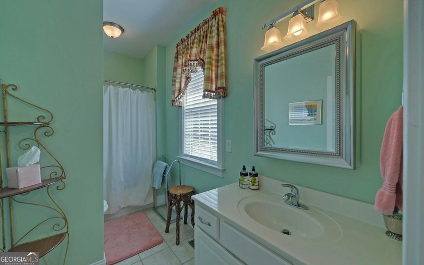 Custom-built lakefront home located within the city limits of - photo 33