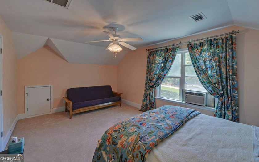 Custom-built lakefront home located within the city limits of - photo 45