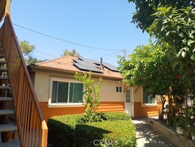 Exceptional 5-unit multifamily opportunity in Santa Ana 92706! - photo 2
