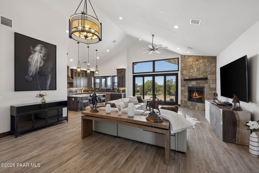 Welcome to your dream home in Cooper Hawk Ridge at Talking Rock - photo 2