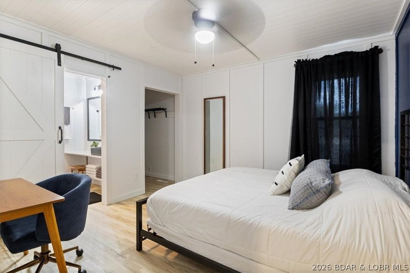 This impressive 6,236 sq ft property has demonstrated strong - photo 23