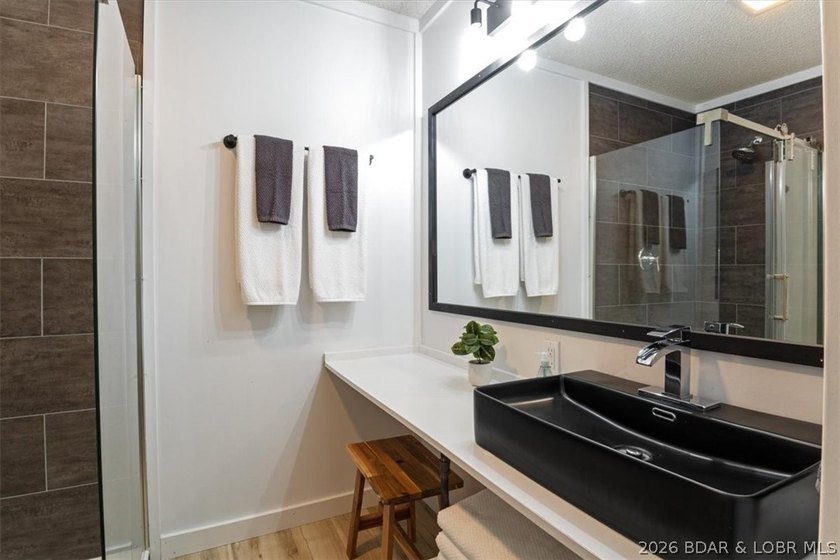 This impressive 6,236 sq ft property has demonstrated strong - photo 24