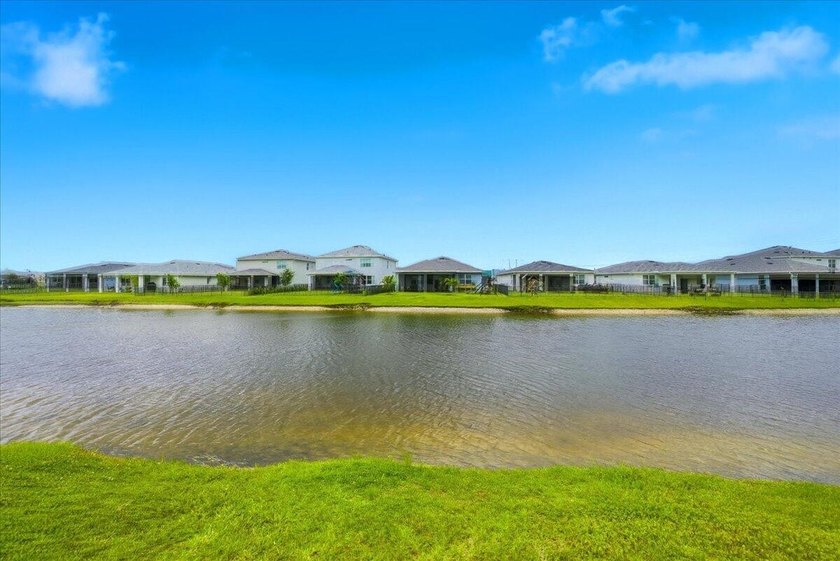 This beautiful Model Home at Cadence at Tradition offers 1,917 - photo 35