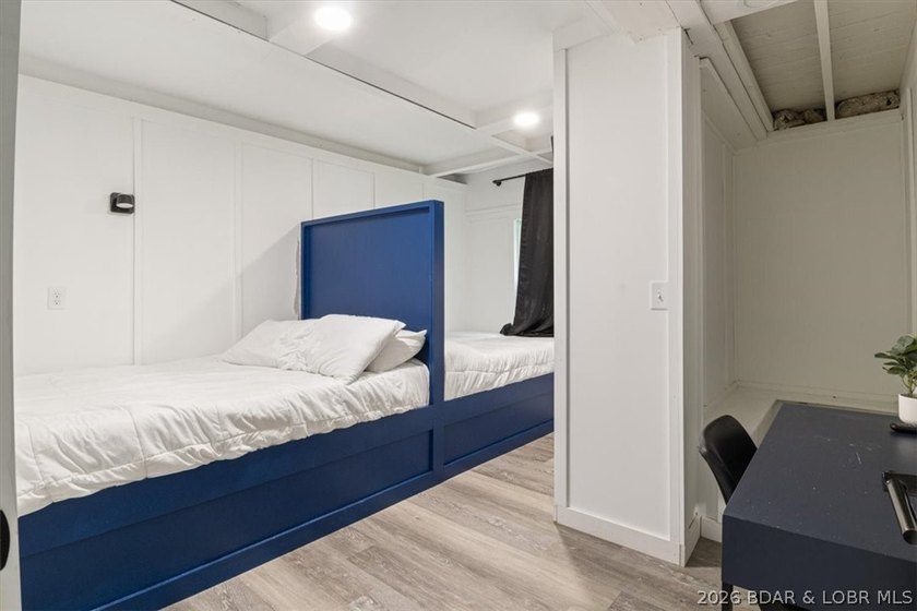 This impressive 6,236 sq ft property has demonstrated strong - photo 43