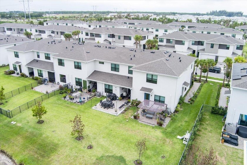 This beautiful Model Home at Cadence at Tradition offers 1,917 - photo 43