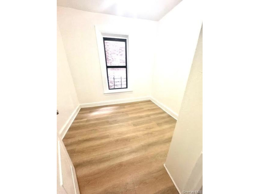 Welcome to 30 Macomb Place! This beautiful 2-bedroom coop in - photo 10