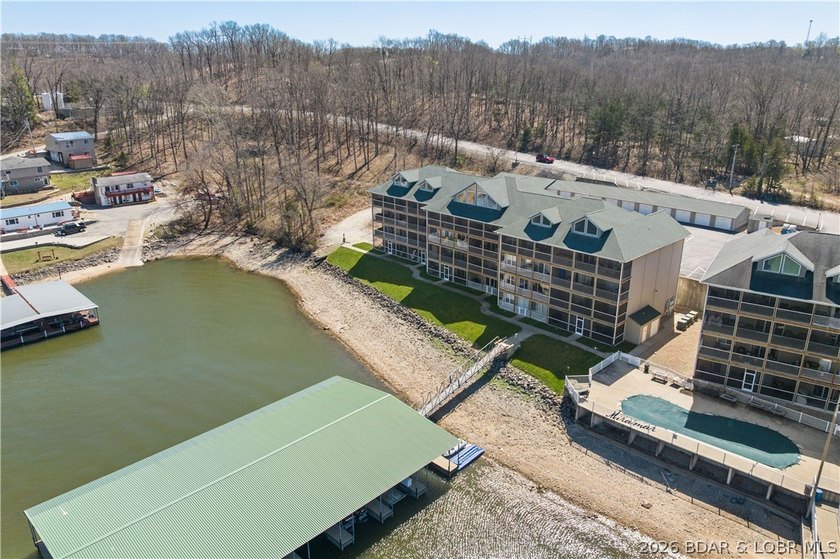 Fully furnished with boat slip &amp; garage. Experience lakefront - photo 26