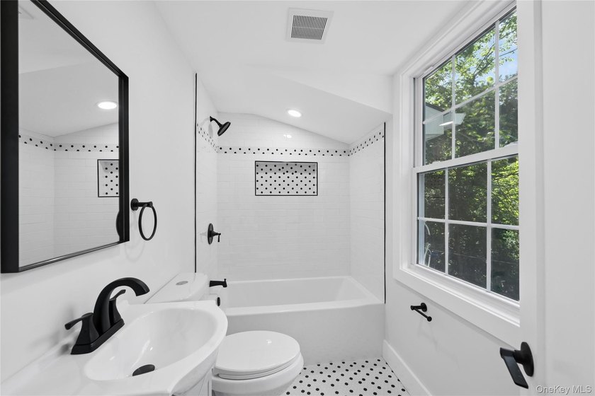 Welcome to 128 Crooked Hill, a completely renovated residence - photo 33