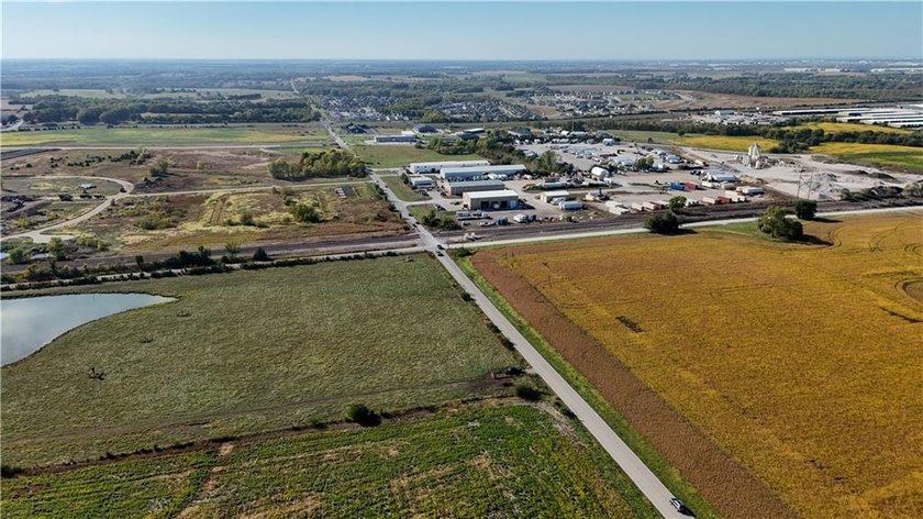 Discover an Exceptional Investment Opportunity for development- - photo 6